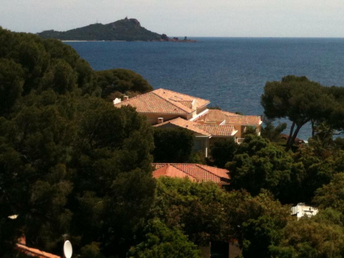 Résidence Le Château - Parc Santa Lucia Saint-Raphaël Exterior foto